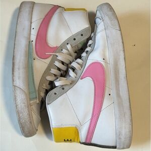 Nike Blazer Mid 77 Vintage Pastel High Top Shoes DA4295-100 Women's Size 8.5